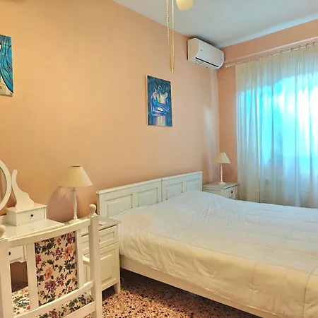 Holiday home Sofi-art House *